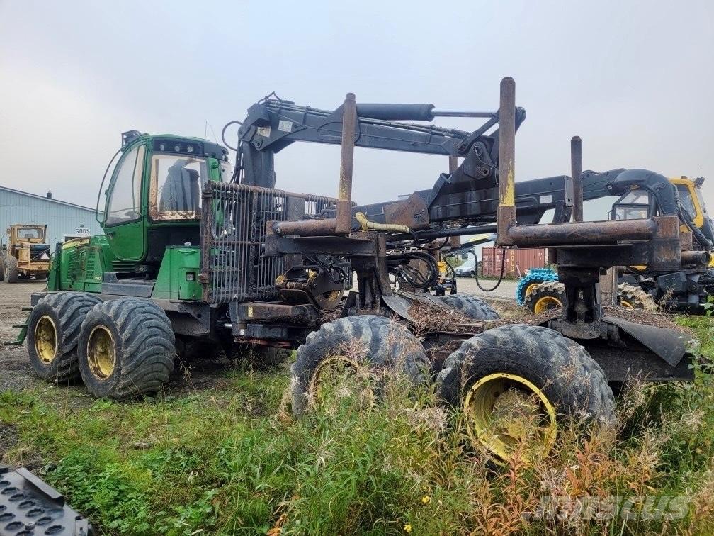 John Deere 1510 E Forwarder