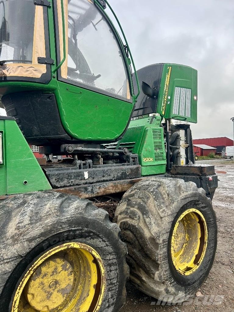 John Deere 1510 E Forwarder