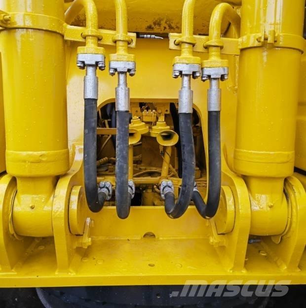 Komatsu PC220-8 Raupenbagger