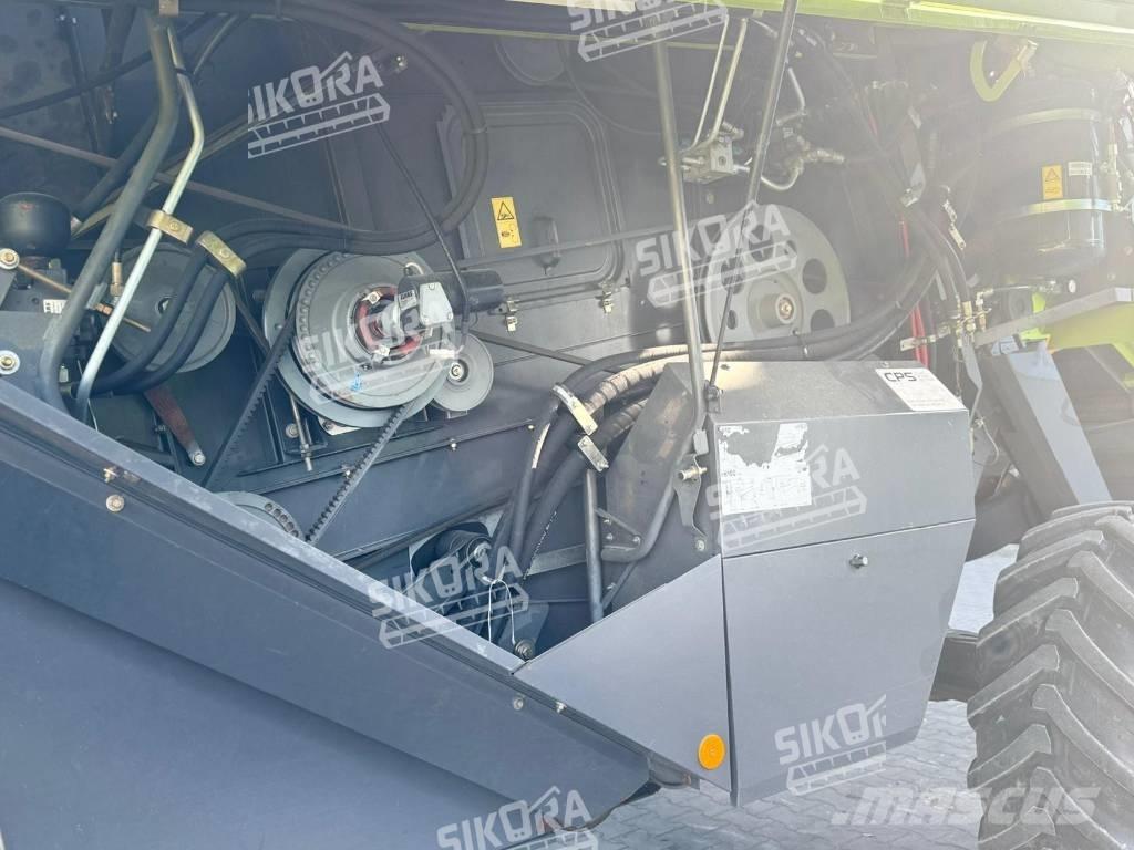 CLAAS Tucano 340 Mähdrescher