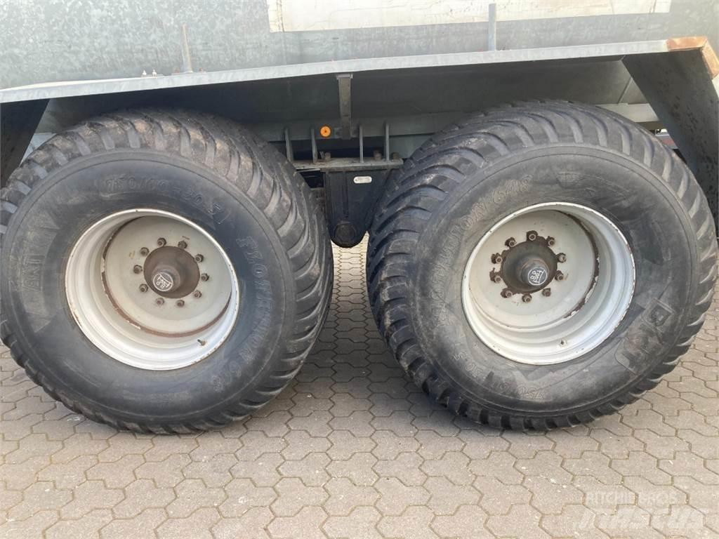 Kotte VT 14000 Düngemittelverteiler