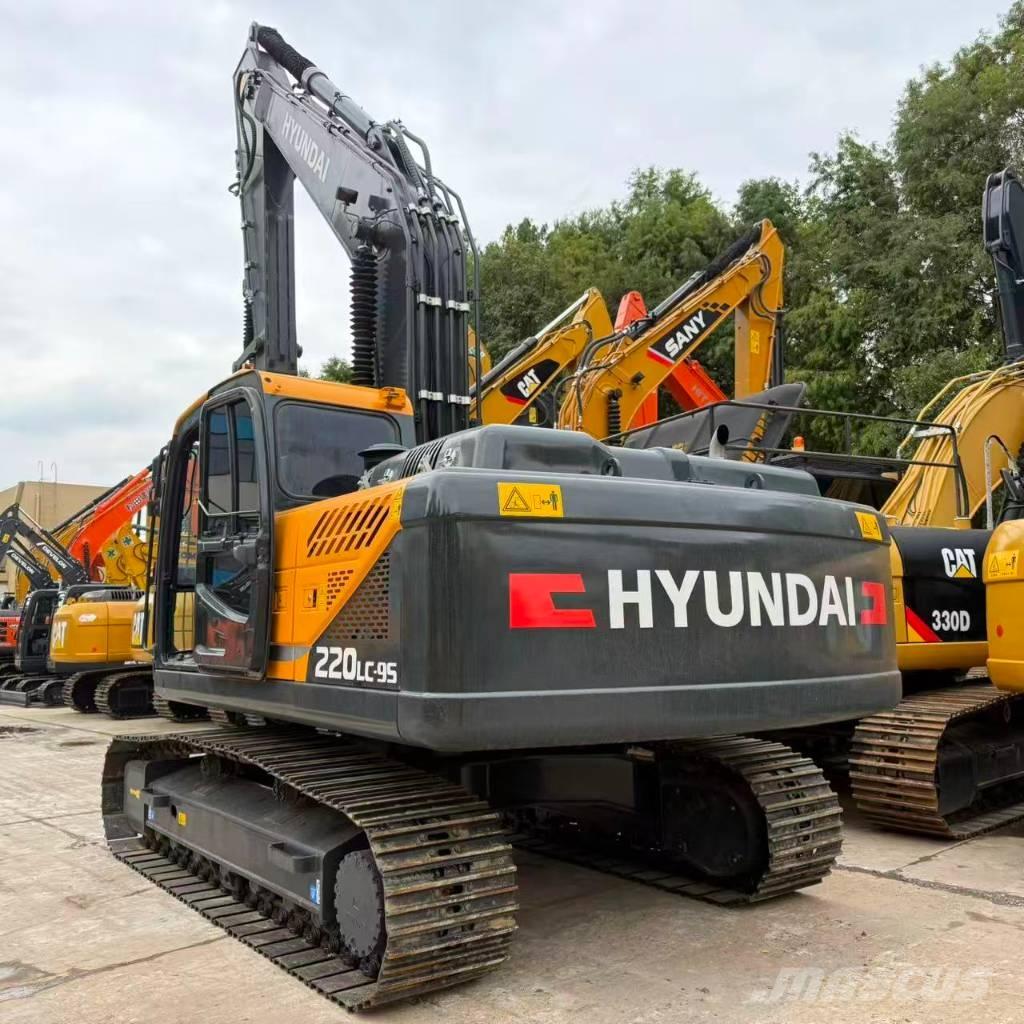 Hyundai R220LC-9S Midibagger  7t - 12t