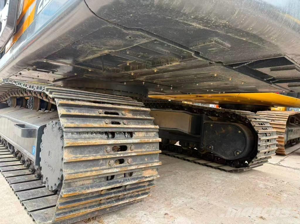 Hyundai R220LC-9S Midibagger  7t - 12t