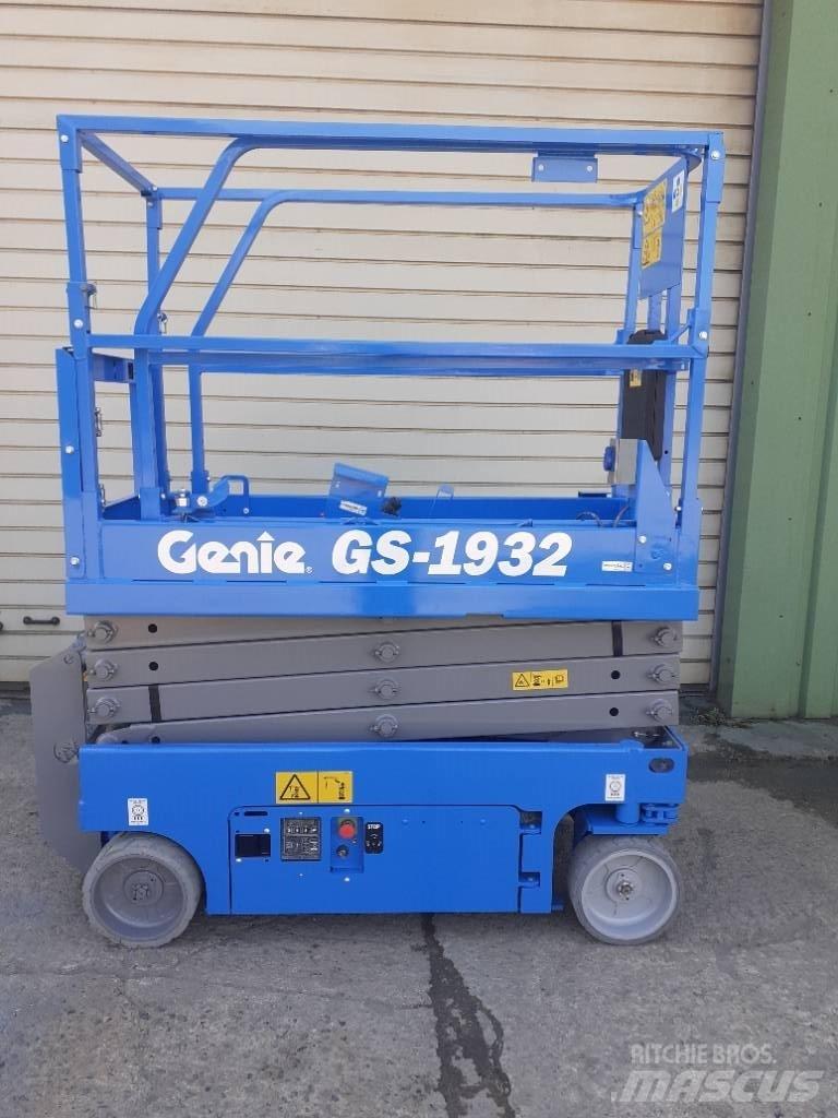 Genie GS 1932 Scheren-Arbeitsbühnen