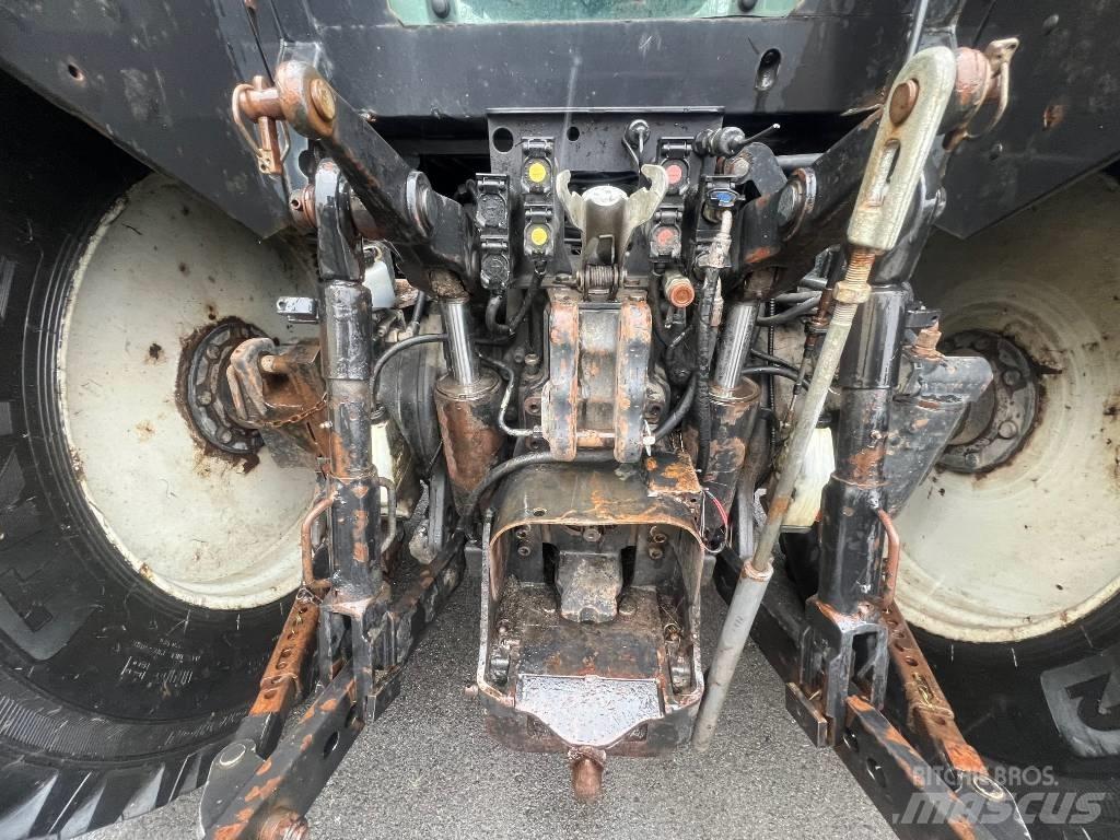 Valtra M 150-4 Traktoren