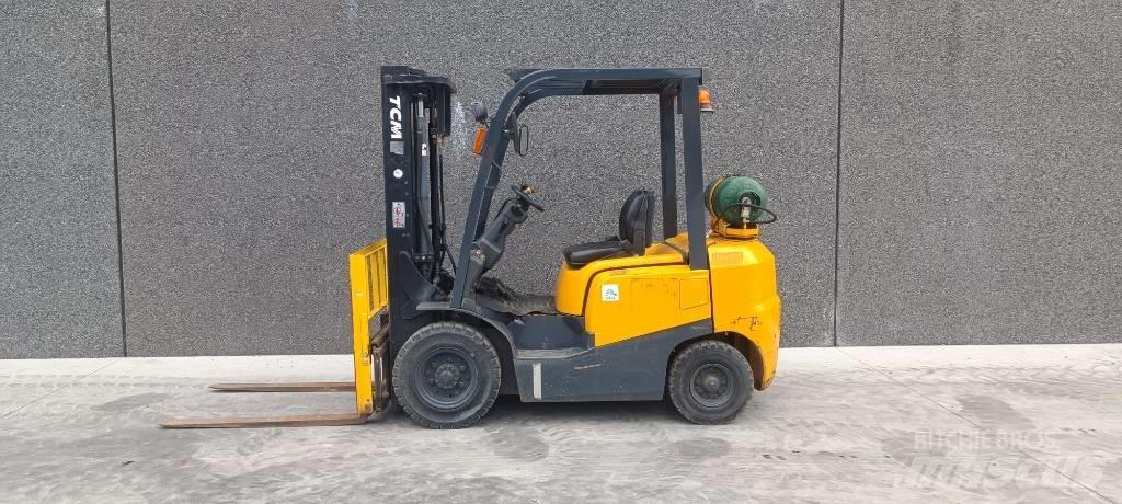 TCM FHG 25 T3 Gasstapler