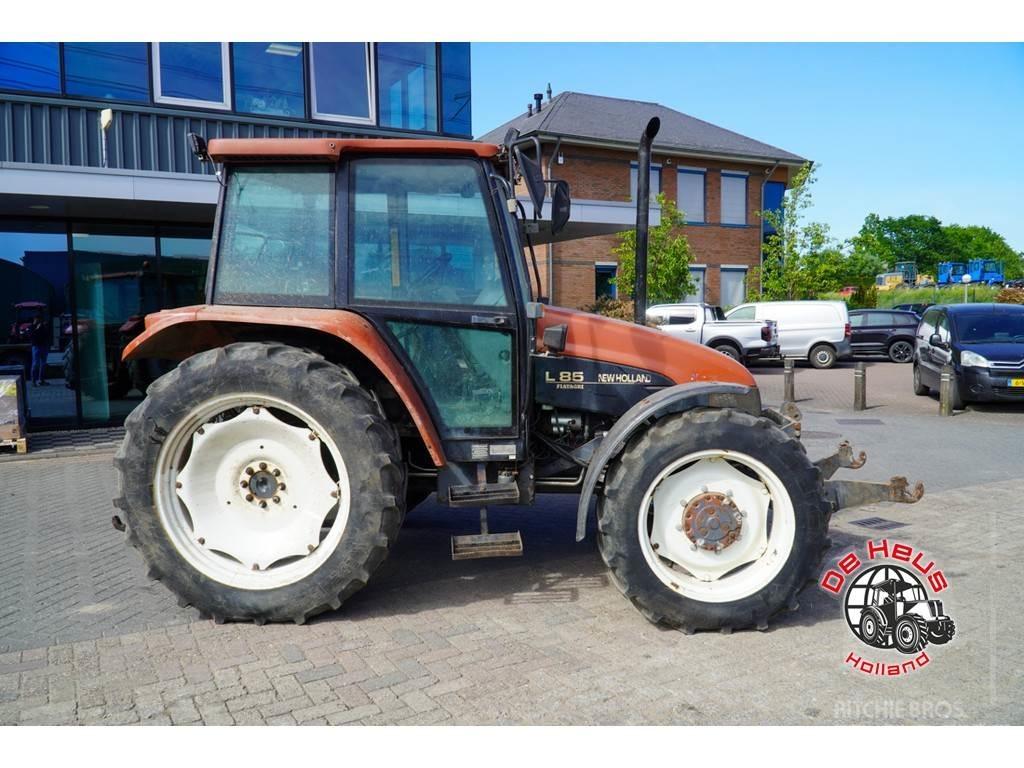 New Holland L85 Traktoren