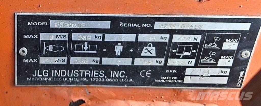 JLG E 300 AJP Gelenkteleskoparbeitsbühnen