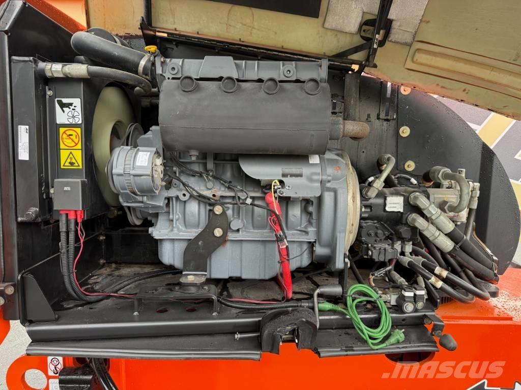 JLG 660 SJ Gelenkteleskoparbeitsbühnen