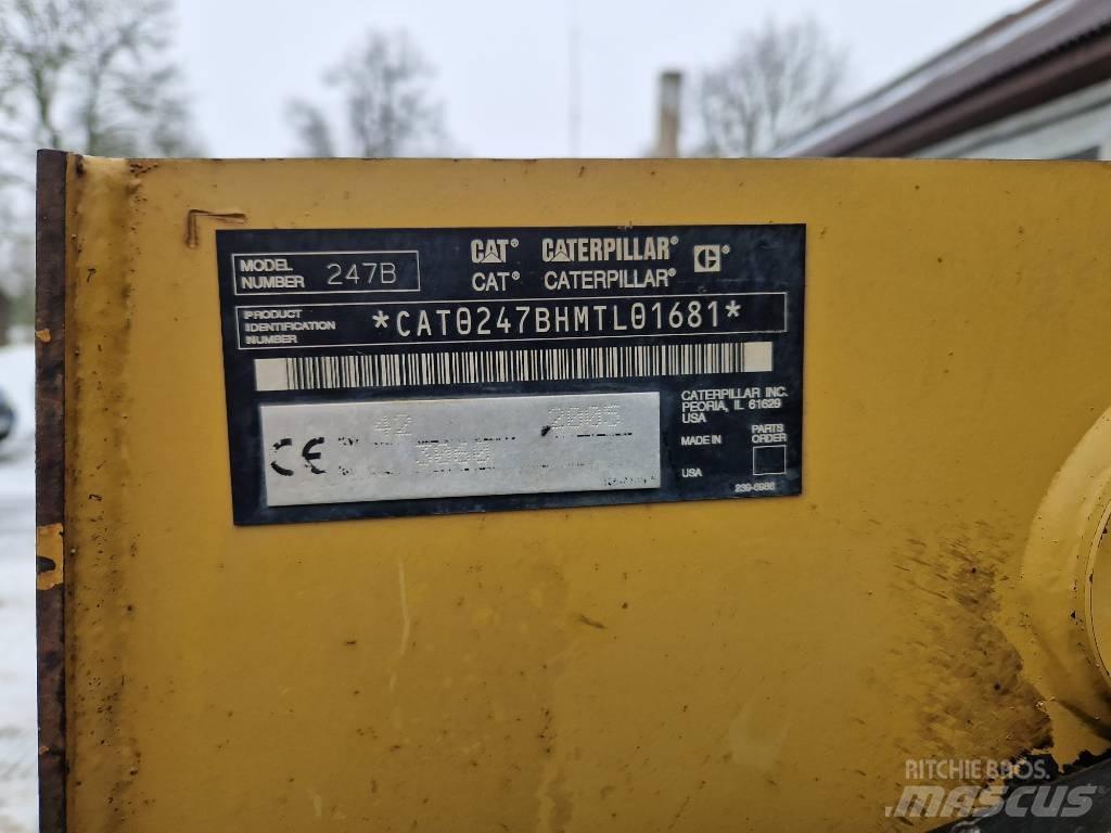 CAT 247 B Laderaupen