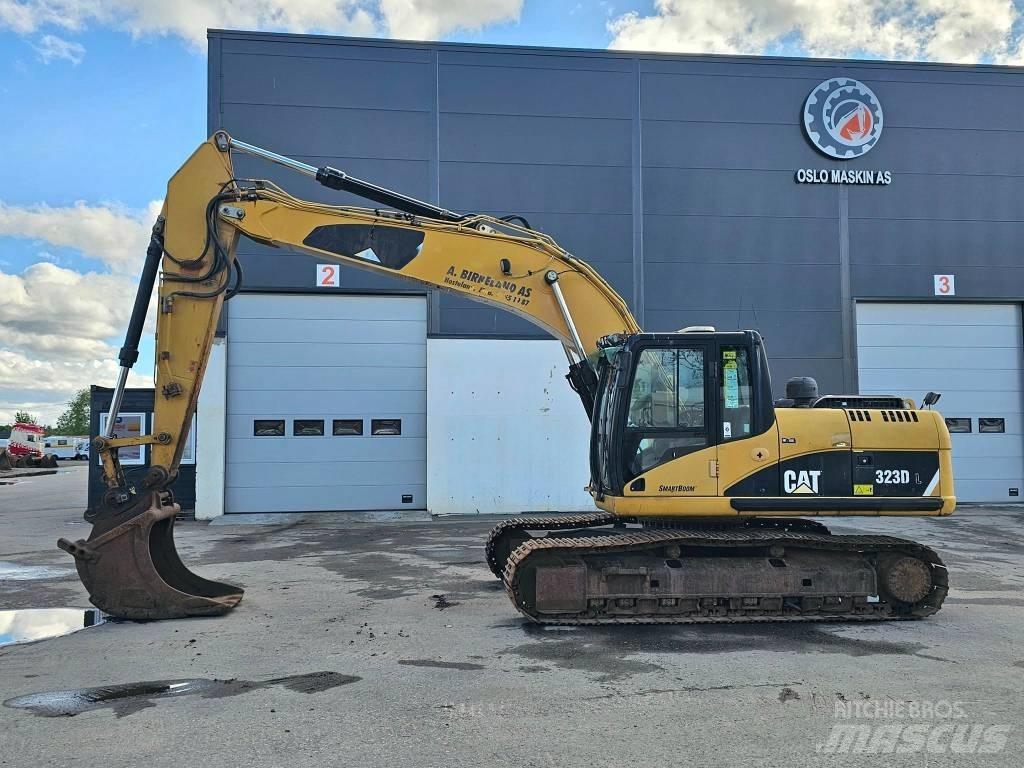 CAT 323 D L Raupenbagger