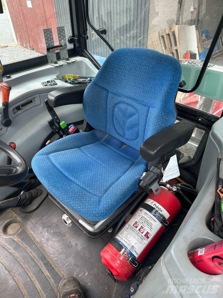 New Holland T 5040 Traktoren