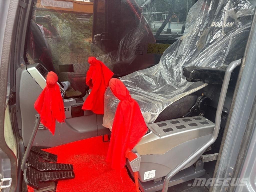 Doosan DX 225 LCA Raupenbagger