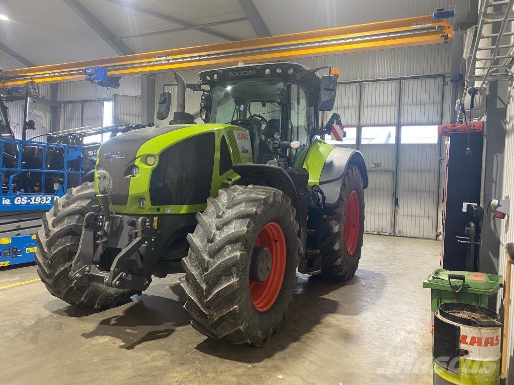 CLAAS Axion 930 Traktoren