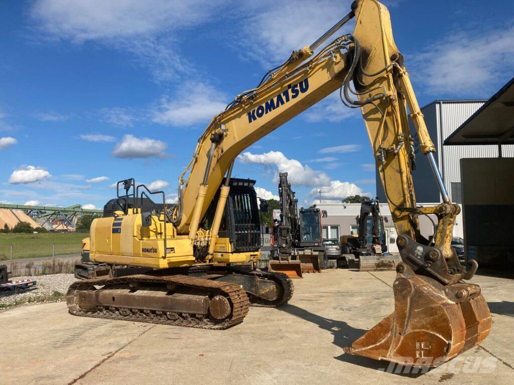 Komatsu PC210LC-11 Raupenbagger