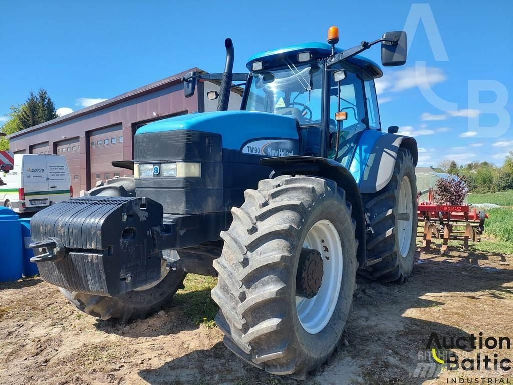 New Holland TM 190 Traktoren