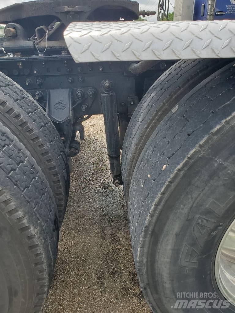 Mack P 164 T Wechselfahrgestell