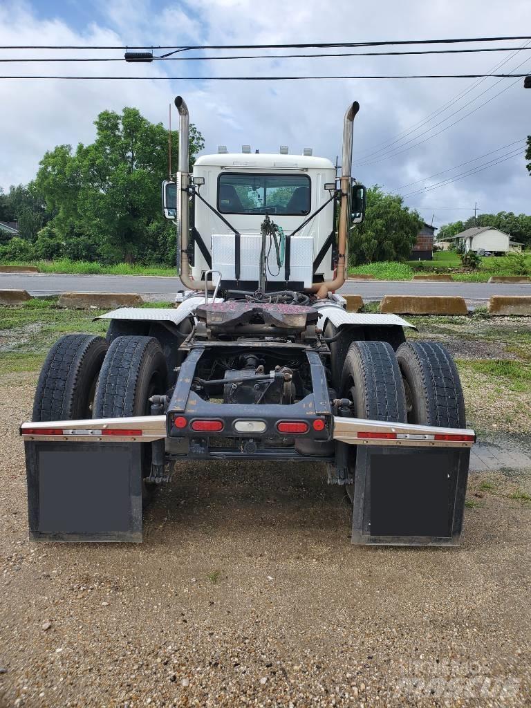 Mack P 164 T Wechselfahrgestell