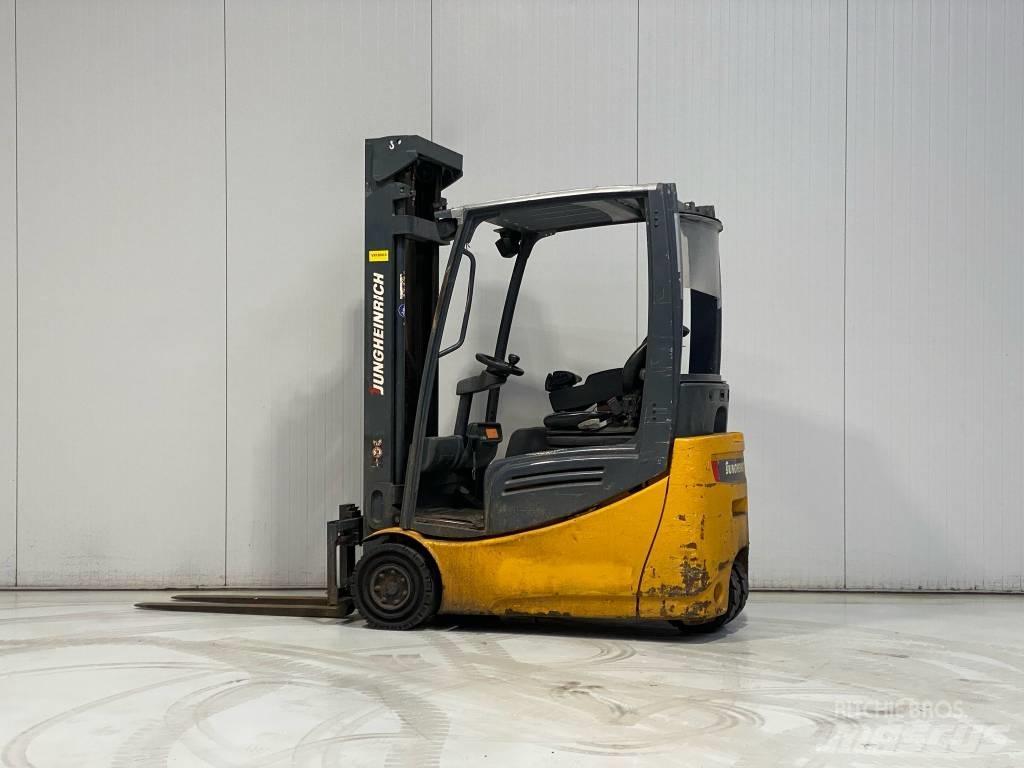Jungheinrich EFG216k Elektrostapler