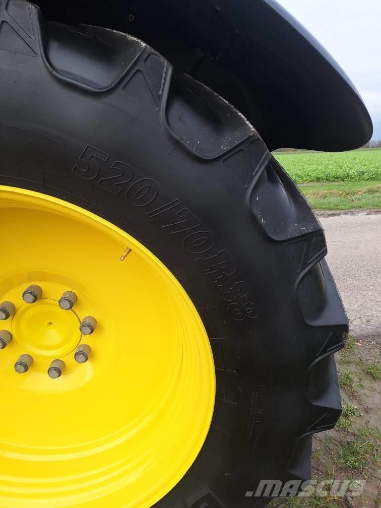 John Deere 6120M Traktoren