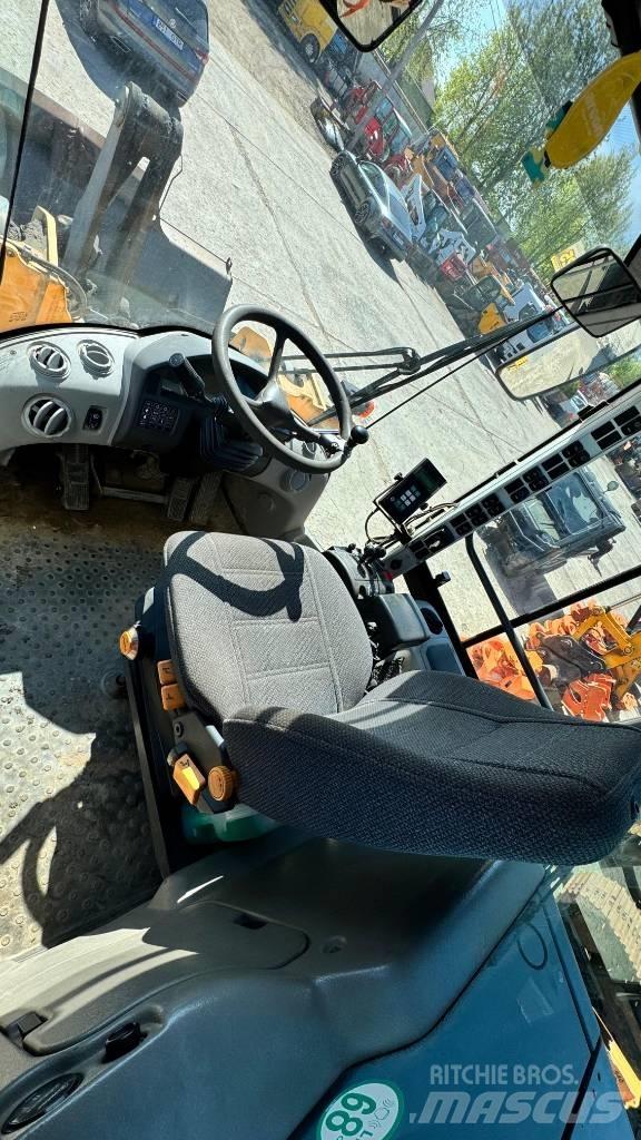Volvo L 90 F Radlader