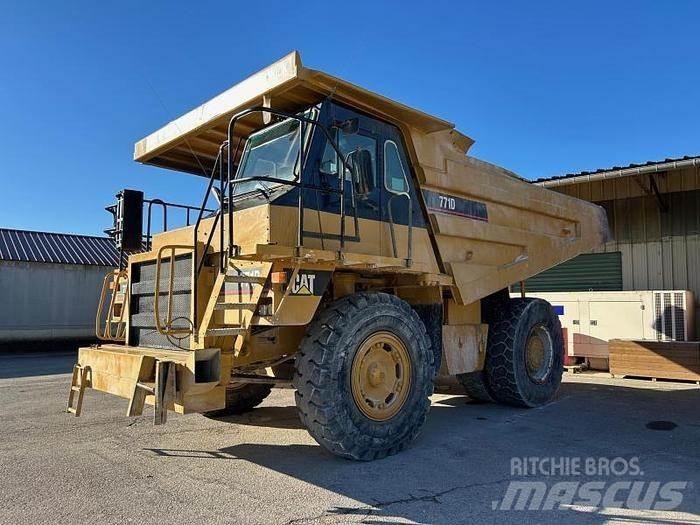 CAT 771D Minidumper