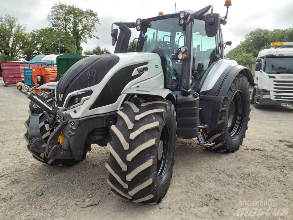 Valtra T 195 V Traktoren