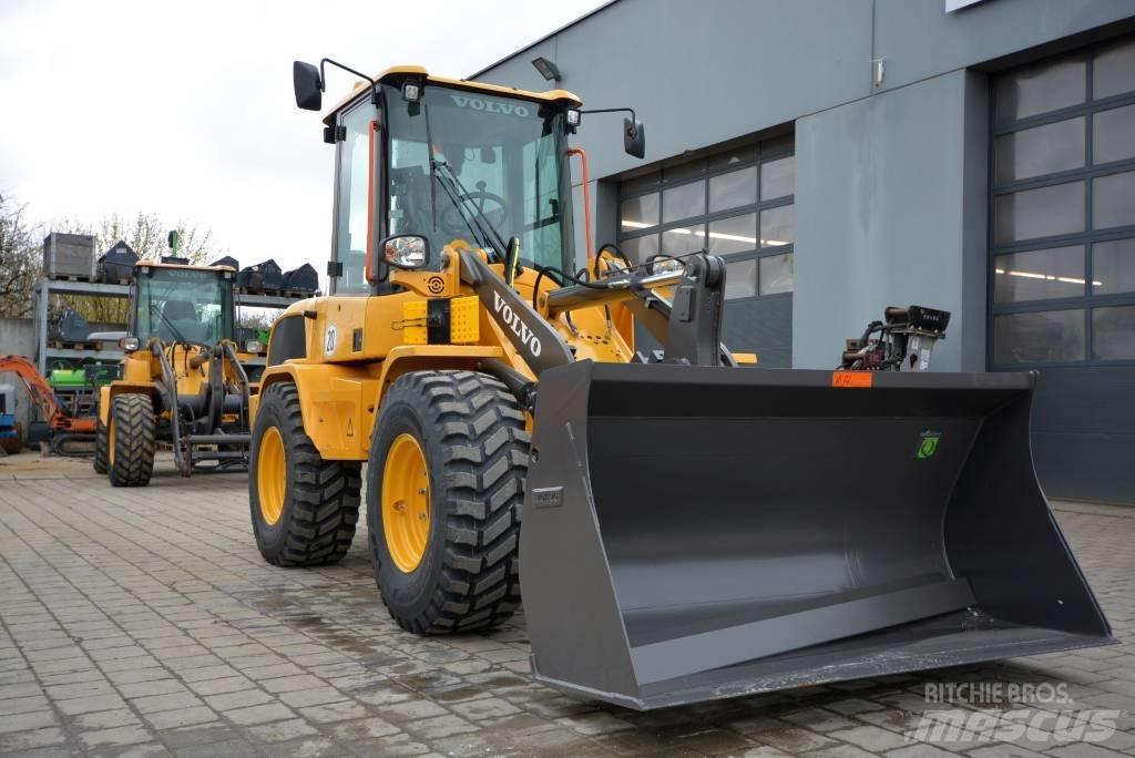 Volvo L 30 H Radlader
