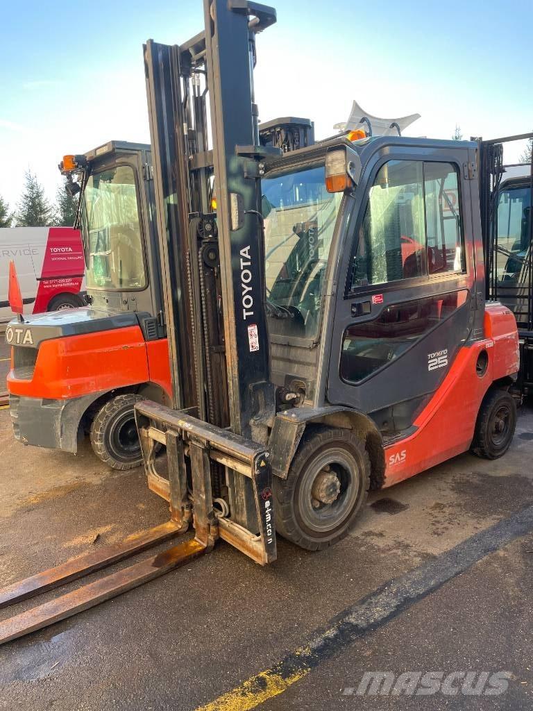 Toyota 02-8FDF25 Dieselstapler