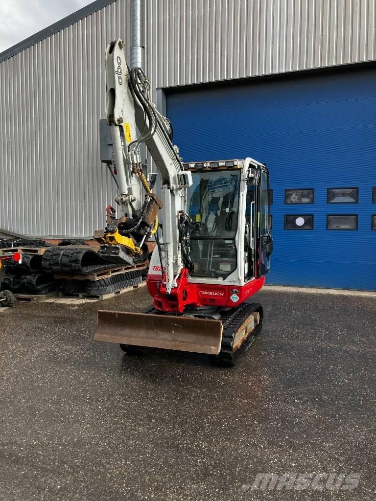 Takeuchi TB 230 Minibagger < 7t