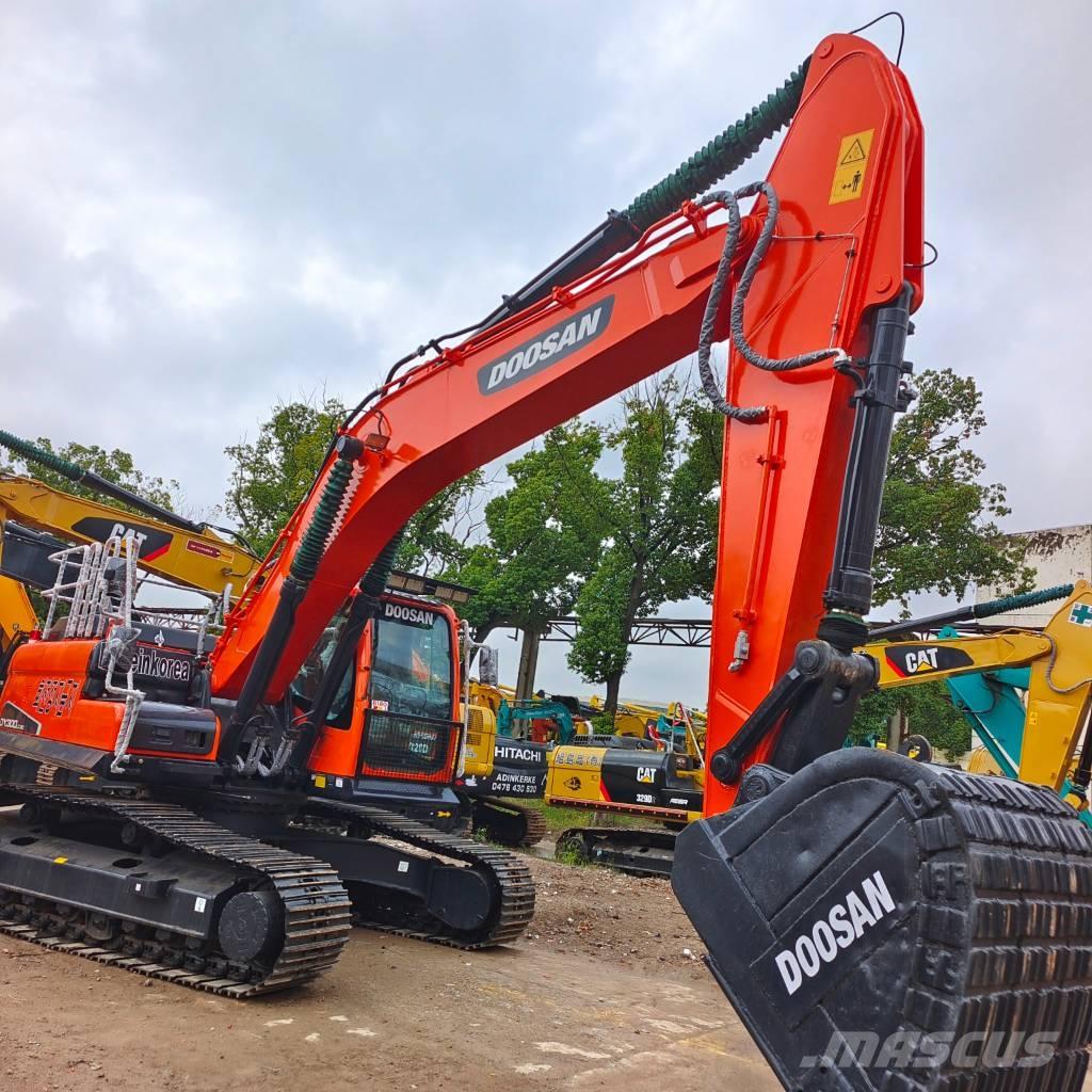 Doosan DX 300 LC-9C Raupenbagger