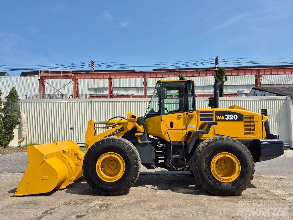 Komatsu WA 320-5 Radlader