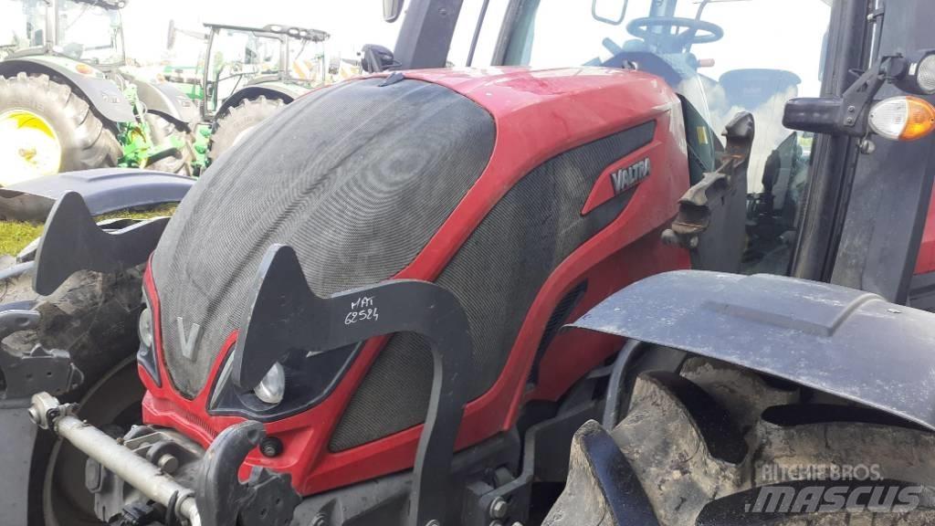 Valtra N 154 Traktoren
