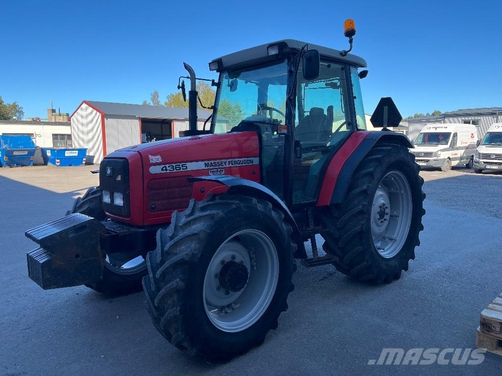 Massey Ferguson 4365 Traktoren