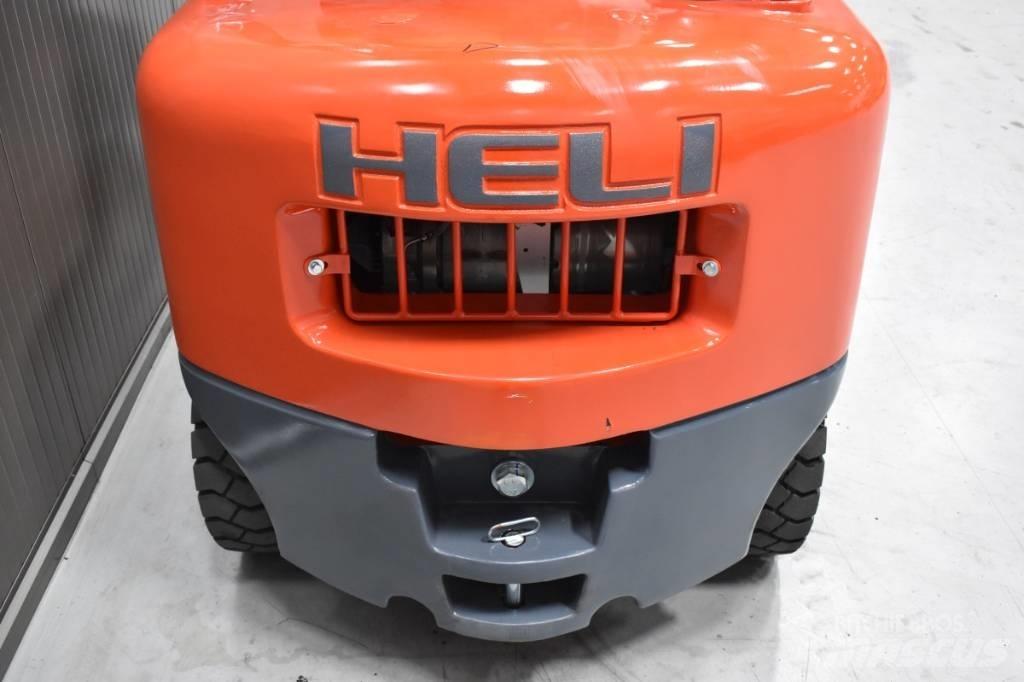 Heli CPCD 25-KU20H Dieselstapler