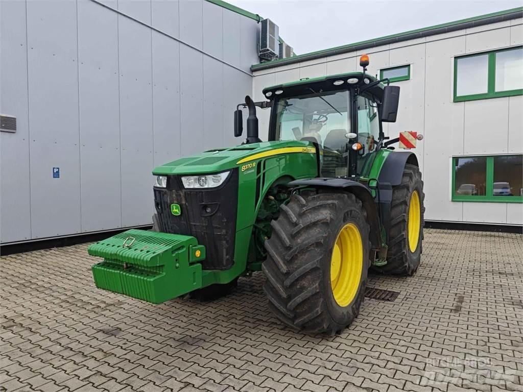 John Deere 8370R Traktoren