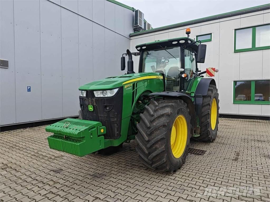 John Deere 8370R Traktoren