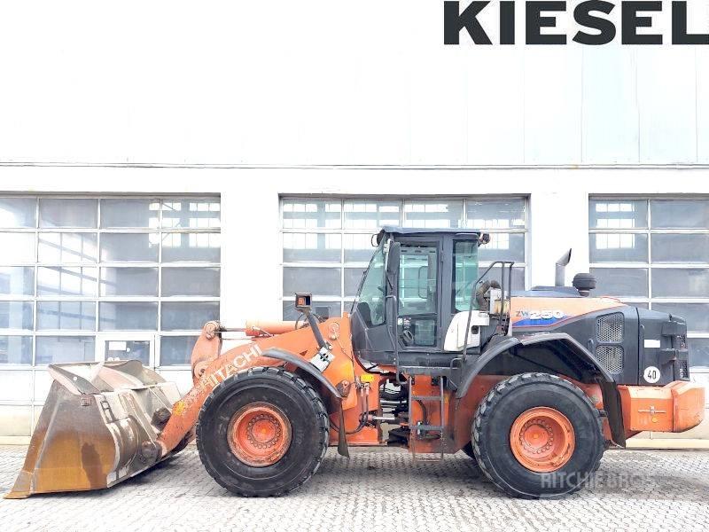 Hitachi ZW 250-6 Radlader