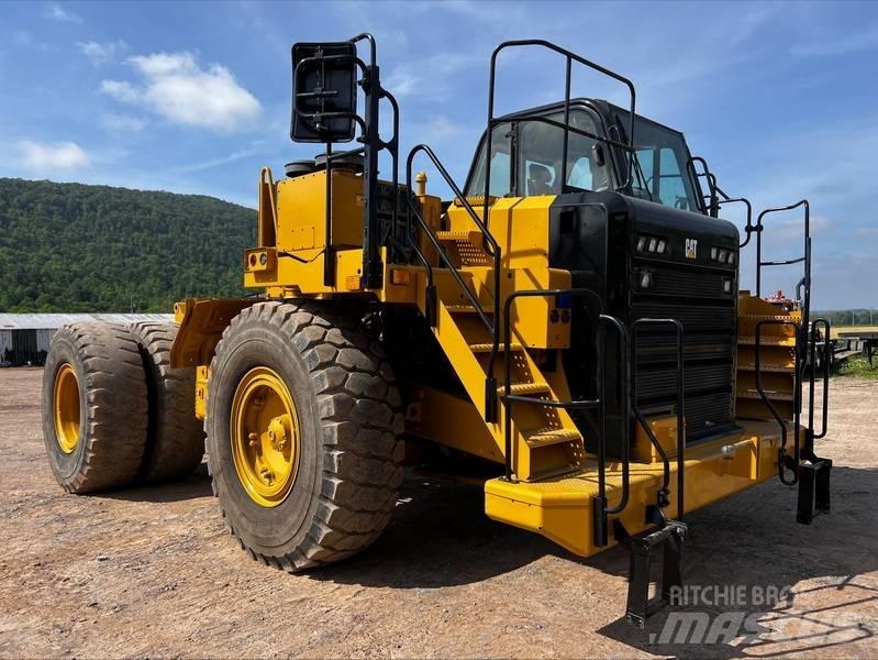 CAT 773G Dumper - Knickgelenk