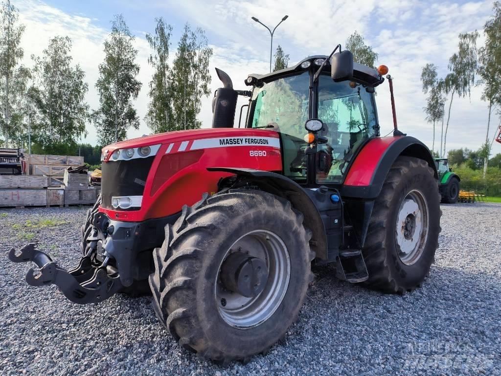 Massey Ferguson 8690 Traktoren