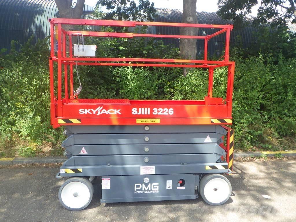 SkyJack SJ3226 Scheren-Arbeitsbühnen
