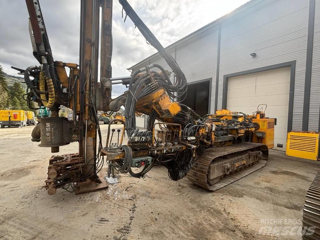 Klemm KR 807-4 Rammen