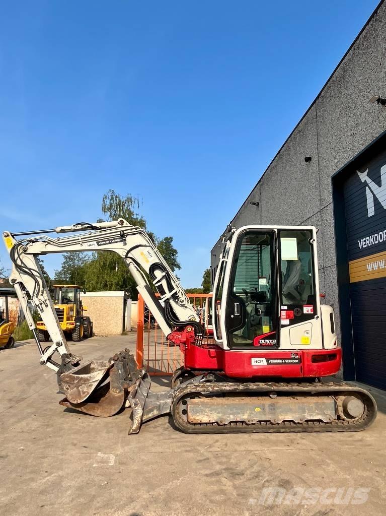 Takeuchi TB 257 FR Minibagger < 7t
