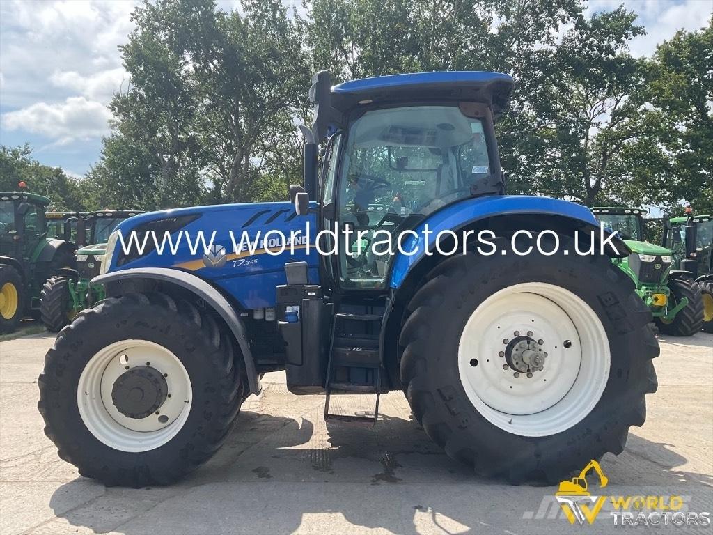 New Holland T 7.245 Traktoren