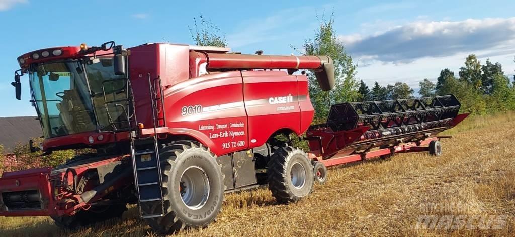 Case IH 9010 Mähdrescher