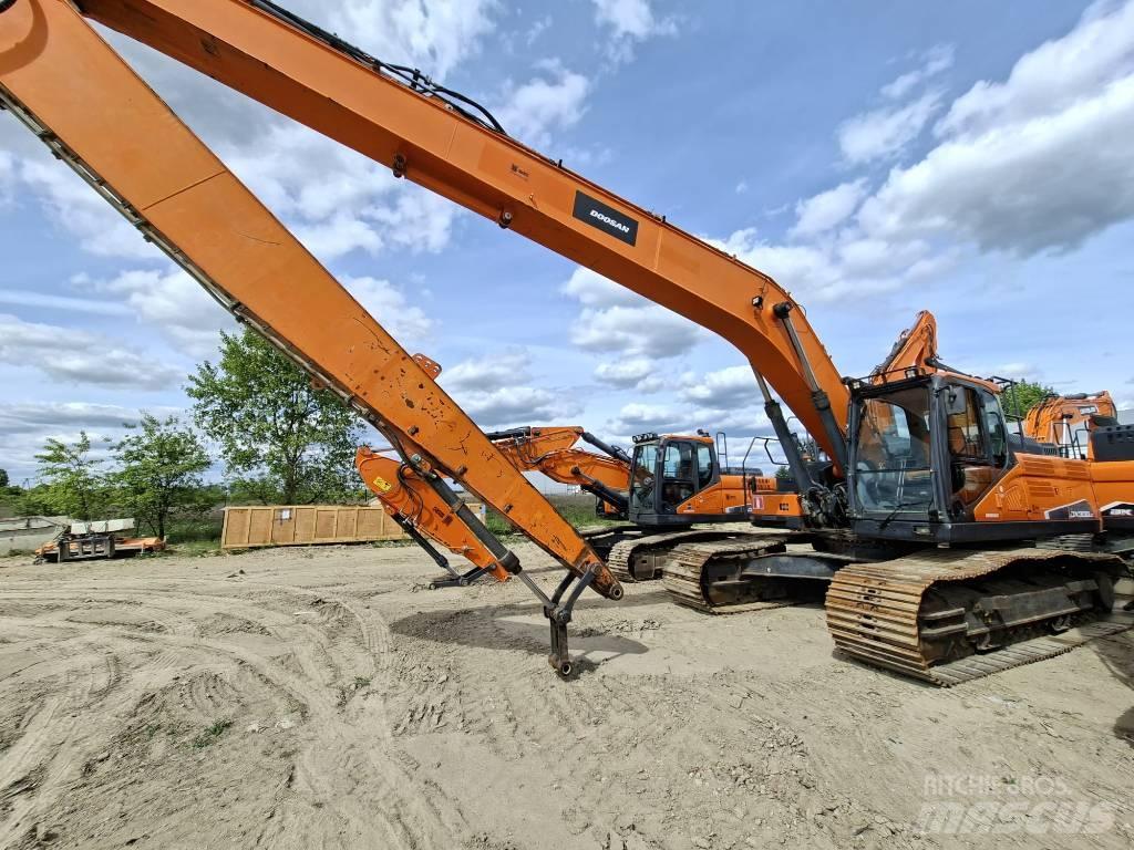 Doosan DX 300 LC-5 Raupenbagger