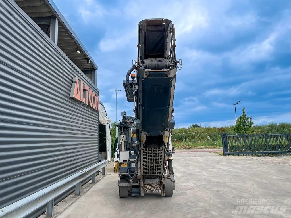 Wirtgen W 50 DC Asphaltfräsen