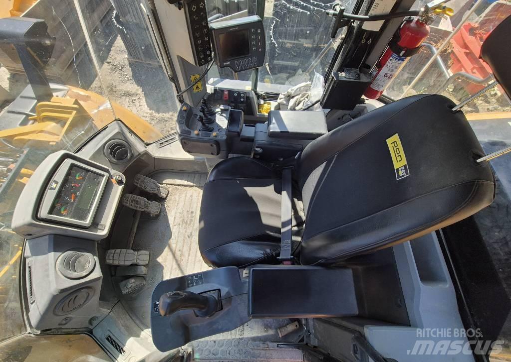 CAT 966M Radlader