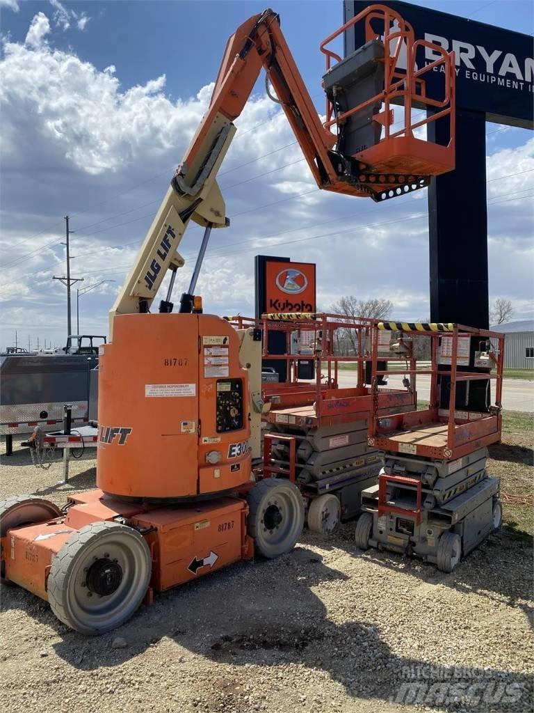 JLG E300AJP Gelenkteleskoparbeitsbühnen