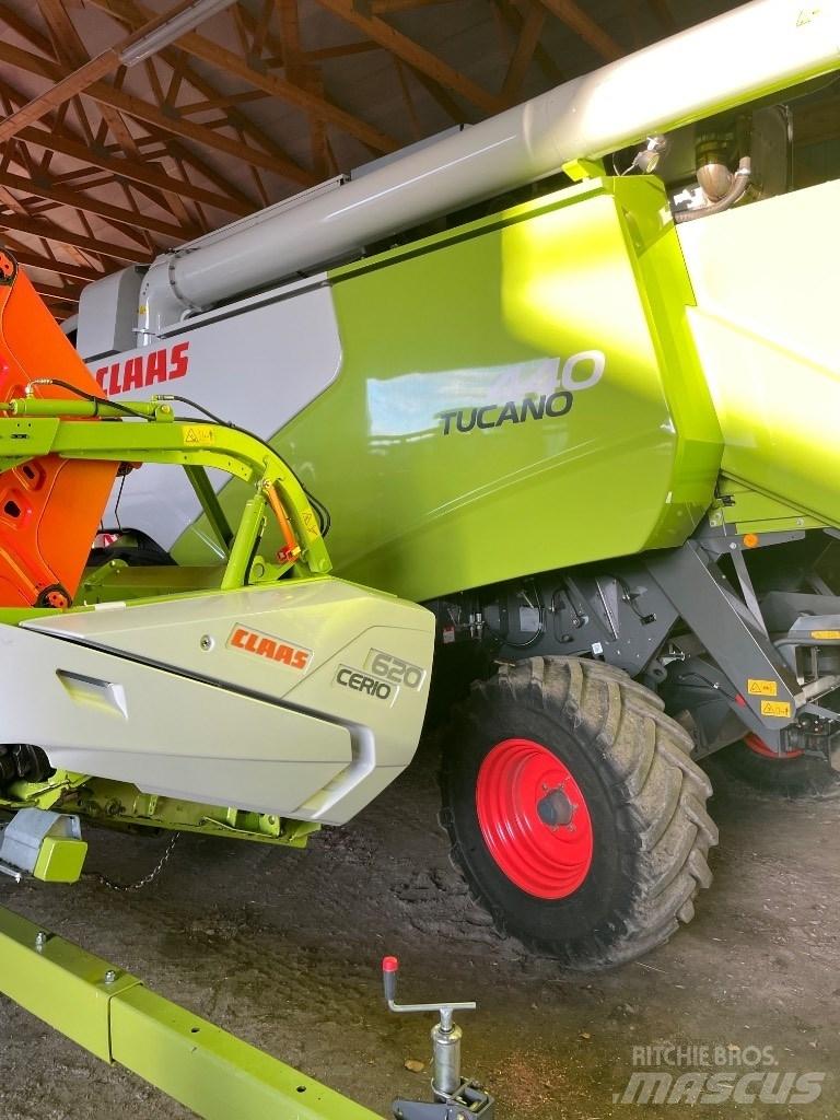 CLAAS Tucano 440 Mähdrescher